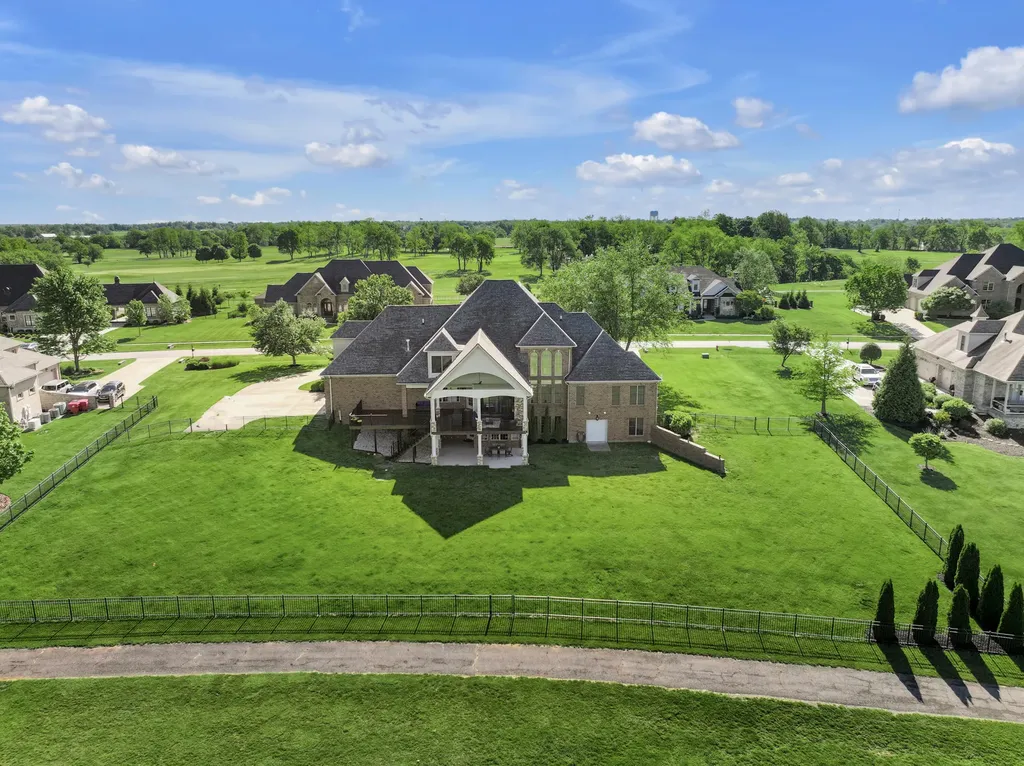 302 Eagle Drive Nicholasville KY 40356