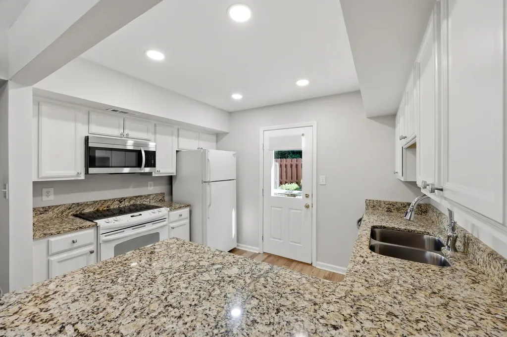 3408 Red Coach Trail Lexington KY 40517