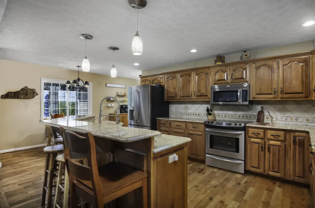 1665 Glensboro Road Lawrenceburg KY 40342