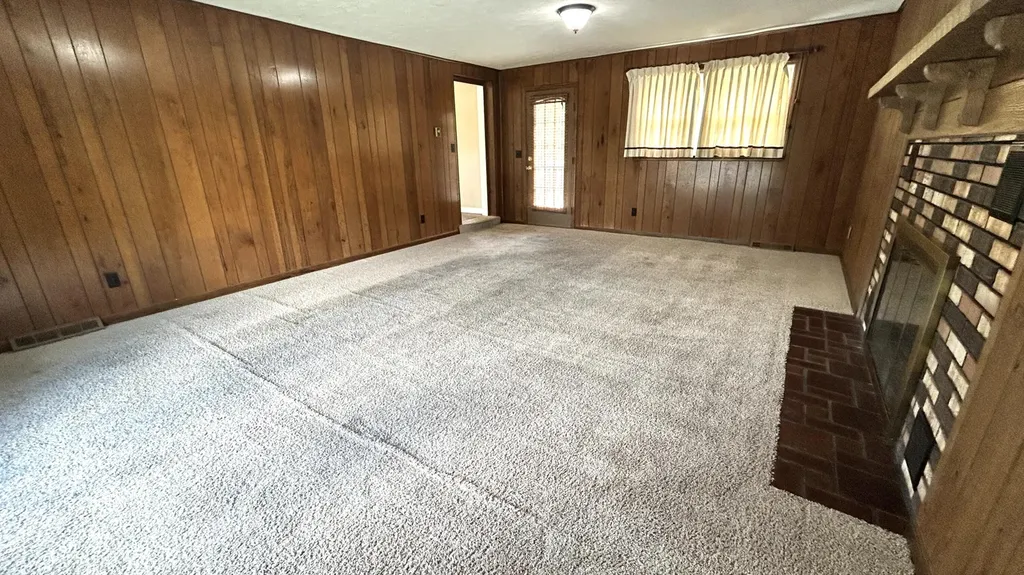 406 Bomont Avenue London KY 40741