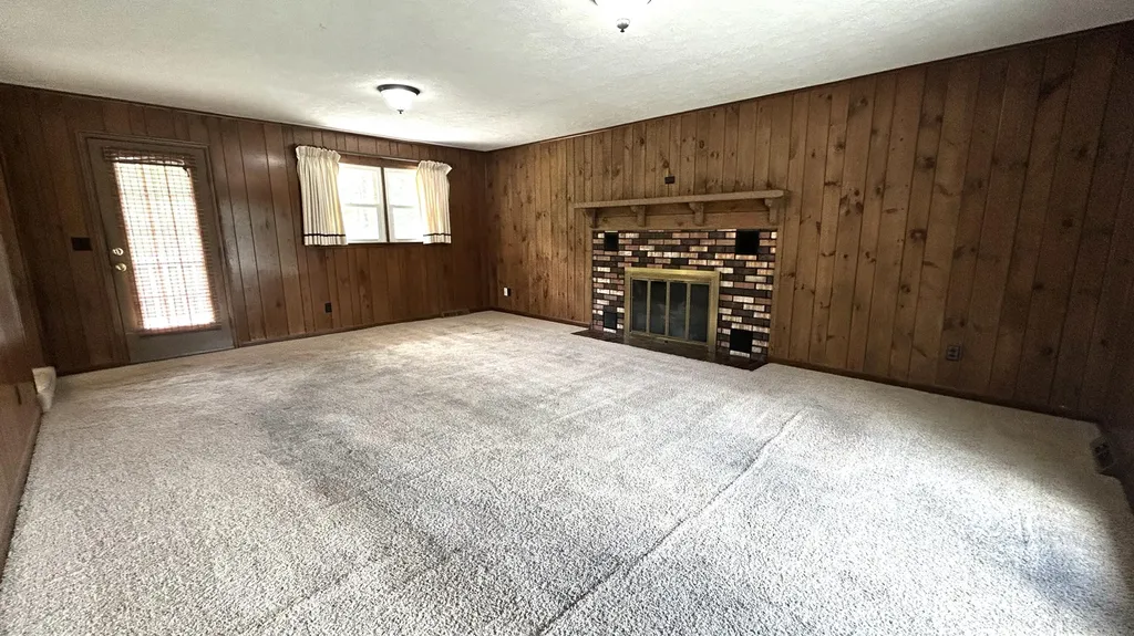 406 Bomont Avenue London KY 40741