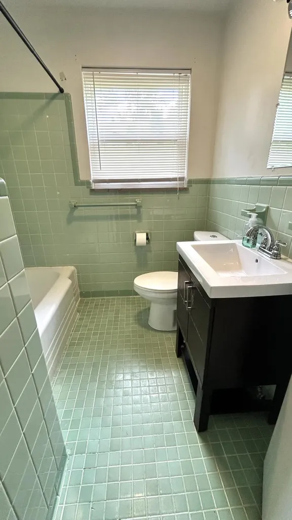 406 Bomont Avenue London KY 40741