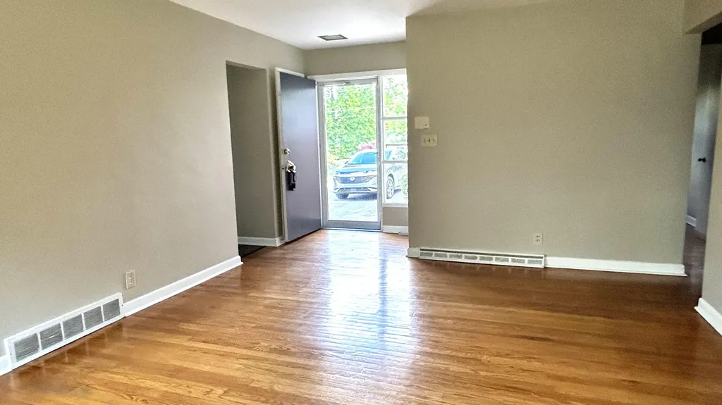 406 Bomont Avenue London KY 40741
