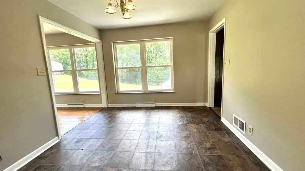 406 Bomont Avenue London KY 40741