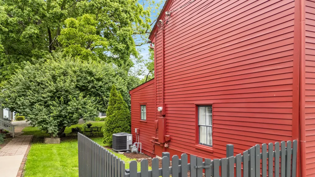 361 S Upper Street Lexington KY 40508
