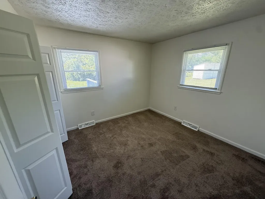2653 Twinbrooke Lane Lexington KY 40517