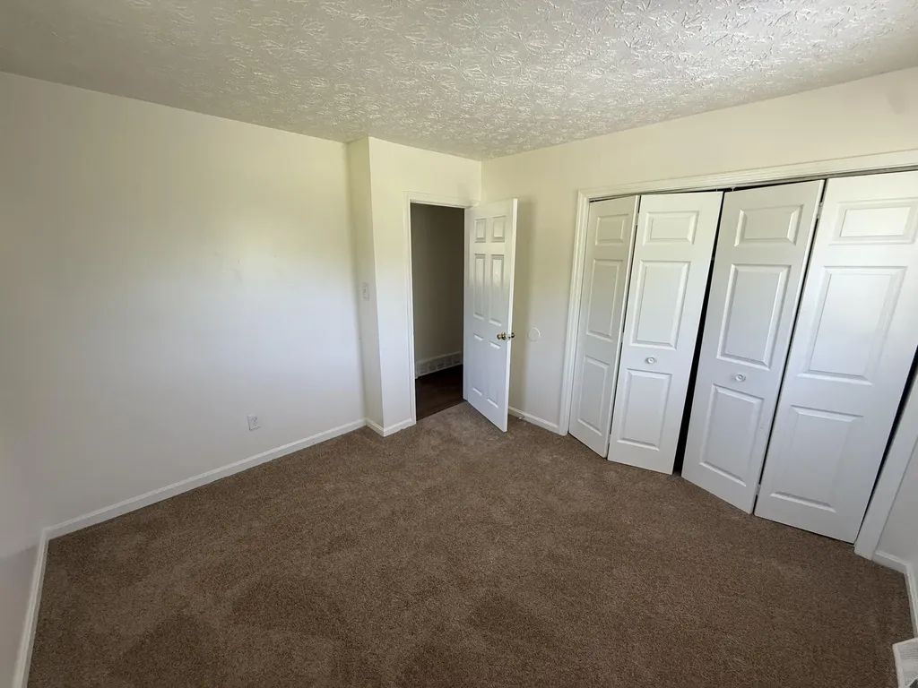 2653 Twinbrooke Lane Lexington KY 40517