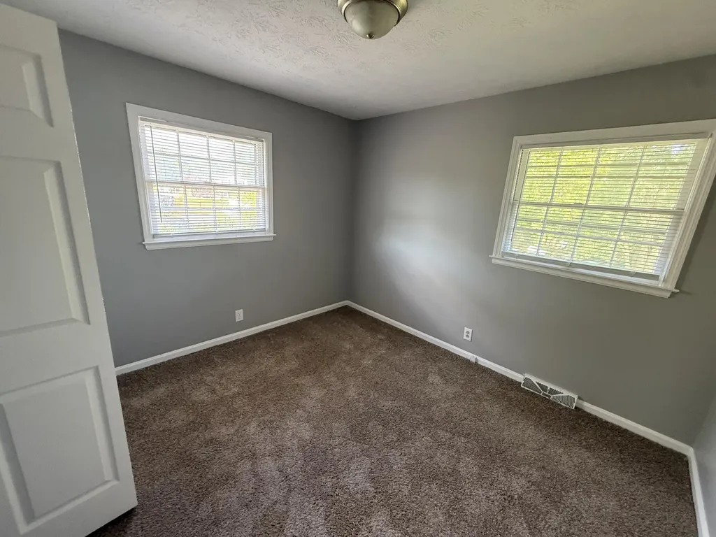 3612 River Park Drive Lexington KY 40517