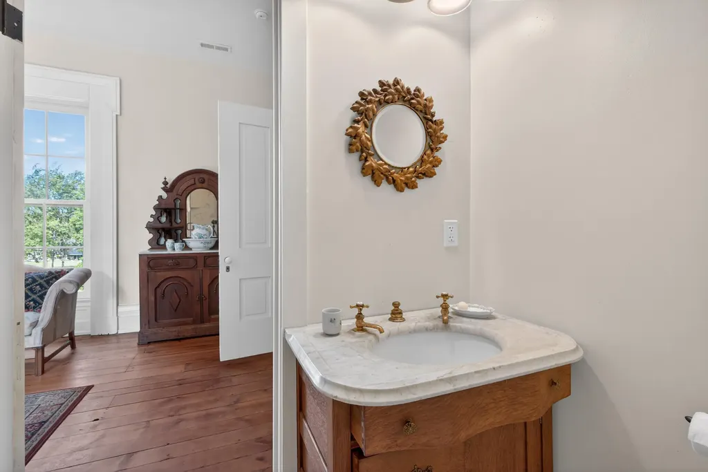 556 Cane Run Road Georgetown KY 40324