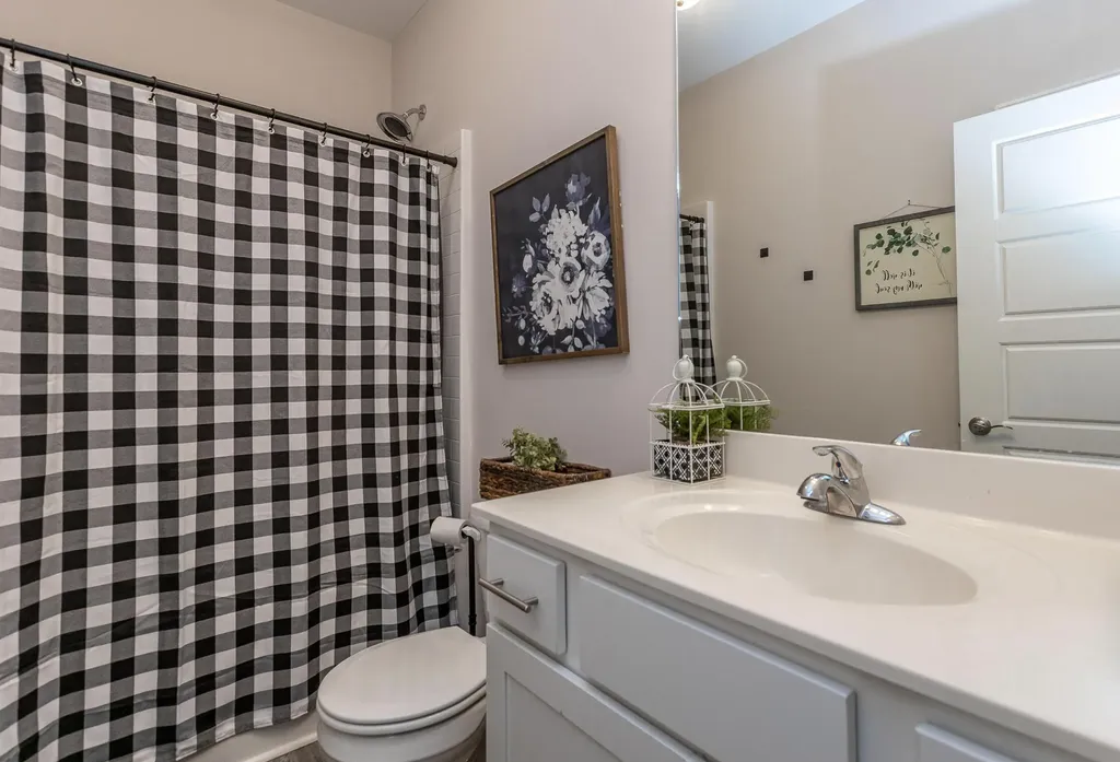 144 Mccowans Ferry Alley Versailles KY 40383