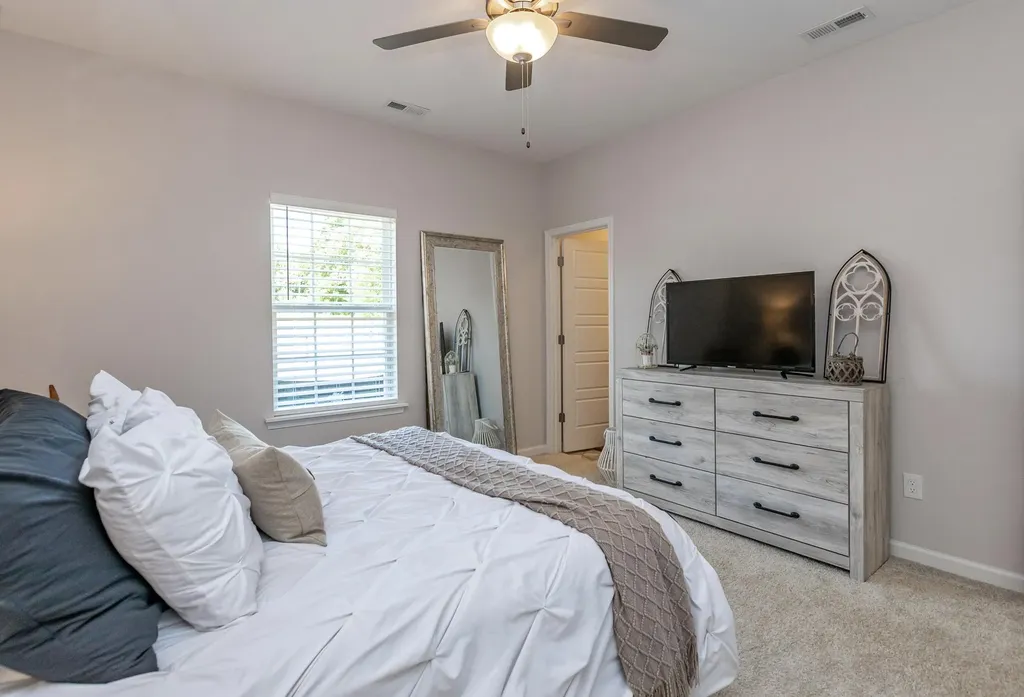 144 Mccowans Ferry Alley Versailles KY 40383