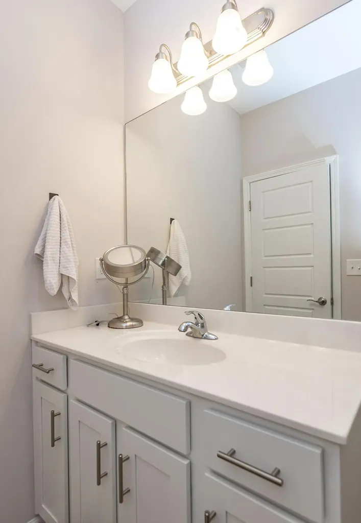 144 Mccowans Ferry Alley Versailles KY 40383