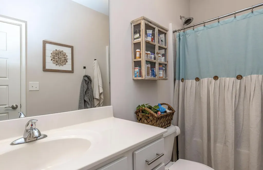 144 Mccowans Ferry Alley Versailles KY 40383