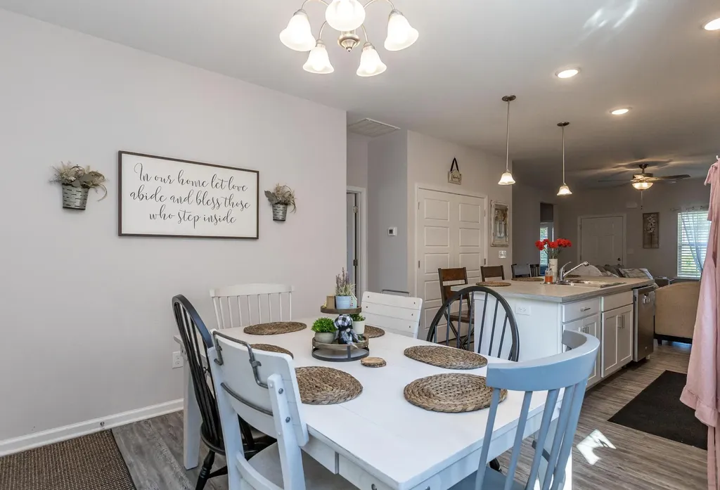 144 Mccowans Ferry Alley Versailles KY 40383