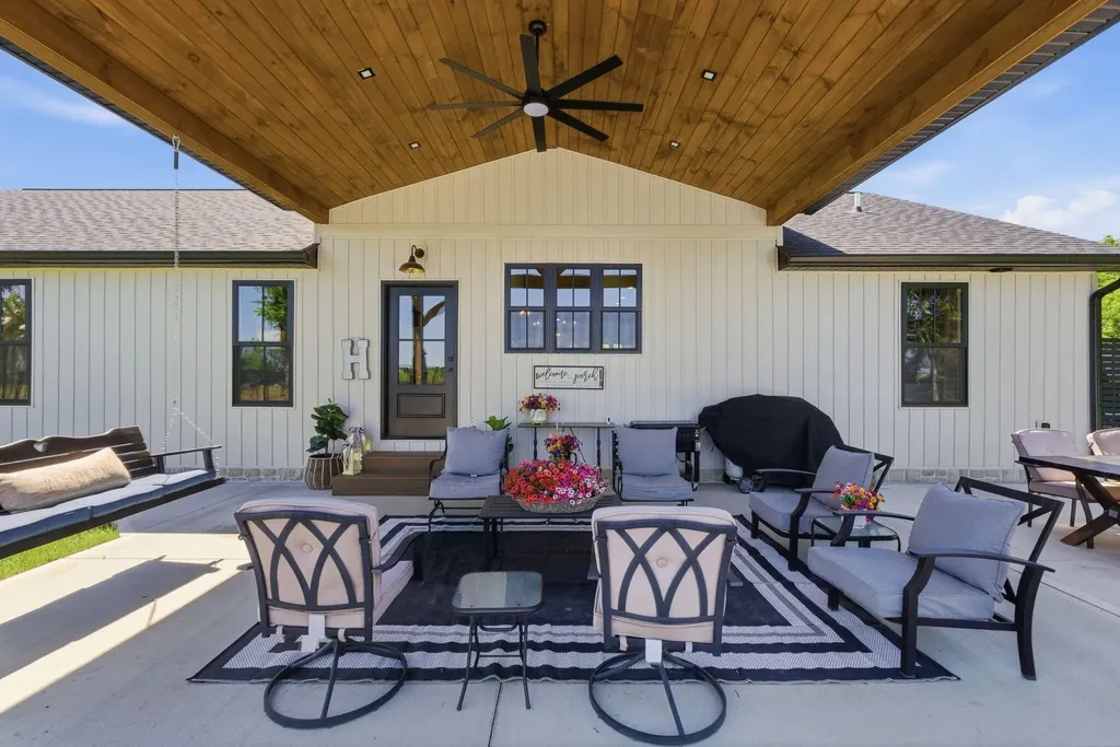 80 Leatherwood Lane Nicholasville KY 40356