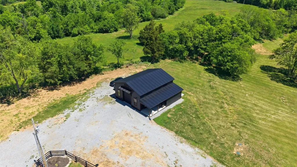 80 Leatherwood Lane Nicholasville KY 40356