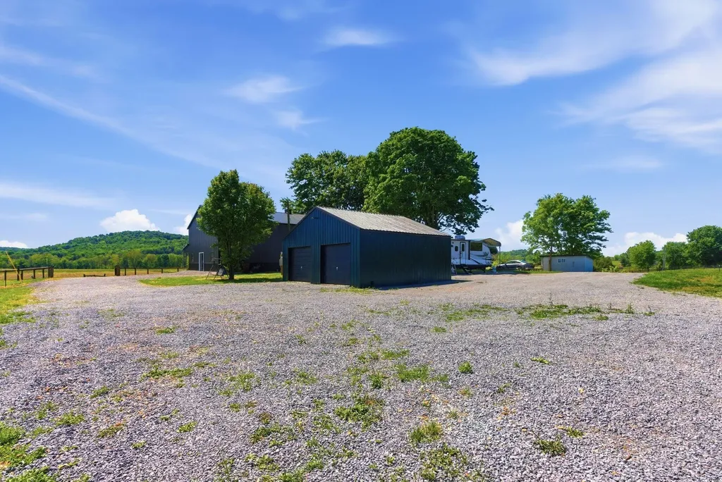 11440 Kentucky 698 Hustonville KY 40437