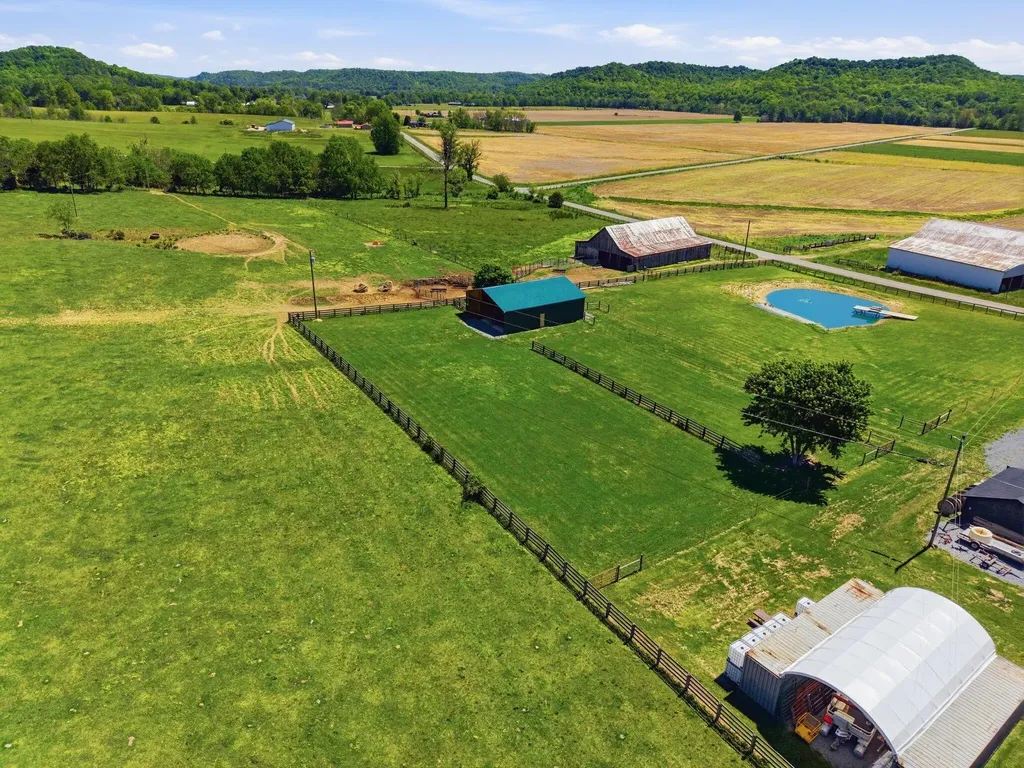 11440 Kentucky 698 Hustonville KY 40437