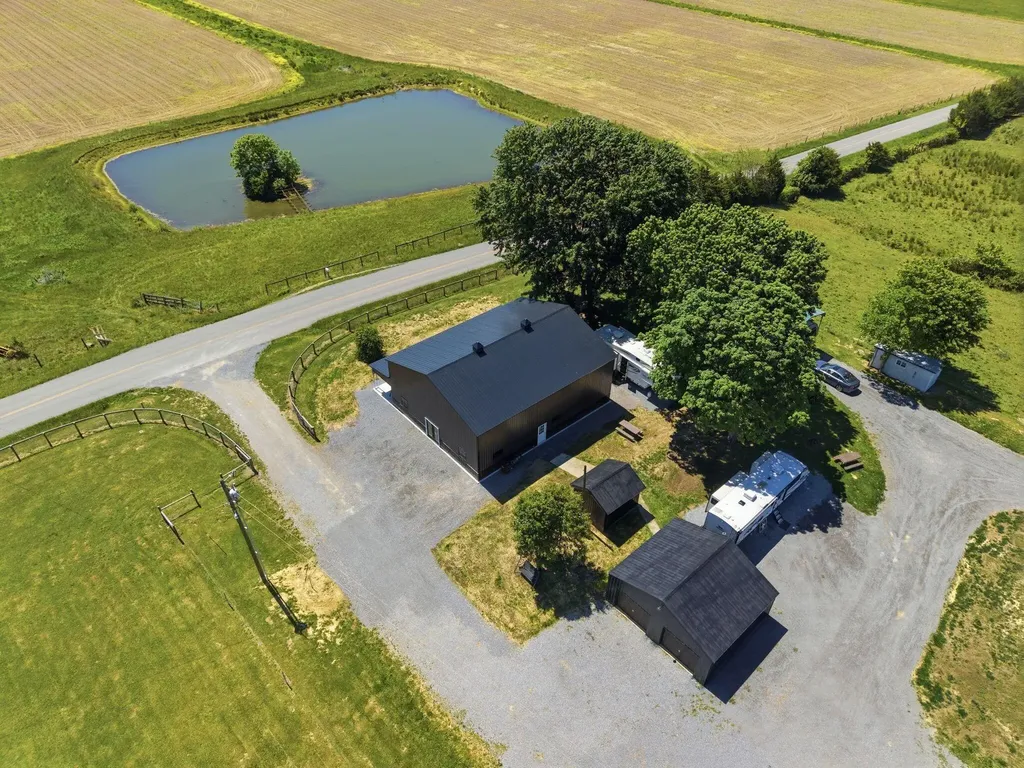11440 Kentucky 698 Hustonville KY 40437