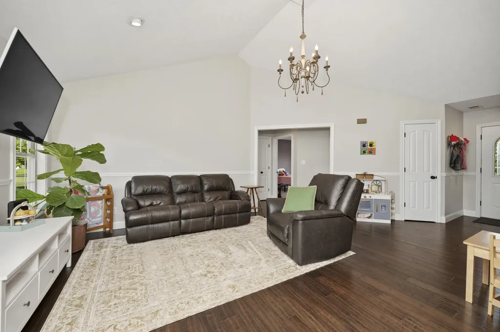 131 Shady Oaks Drive Richmond KY 40475