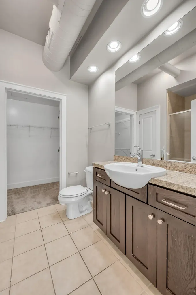 220 Cedar Street Lexington KY 40508