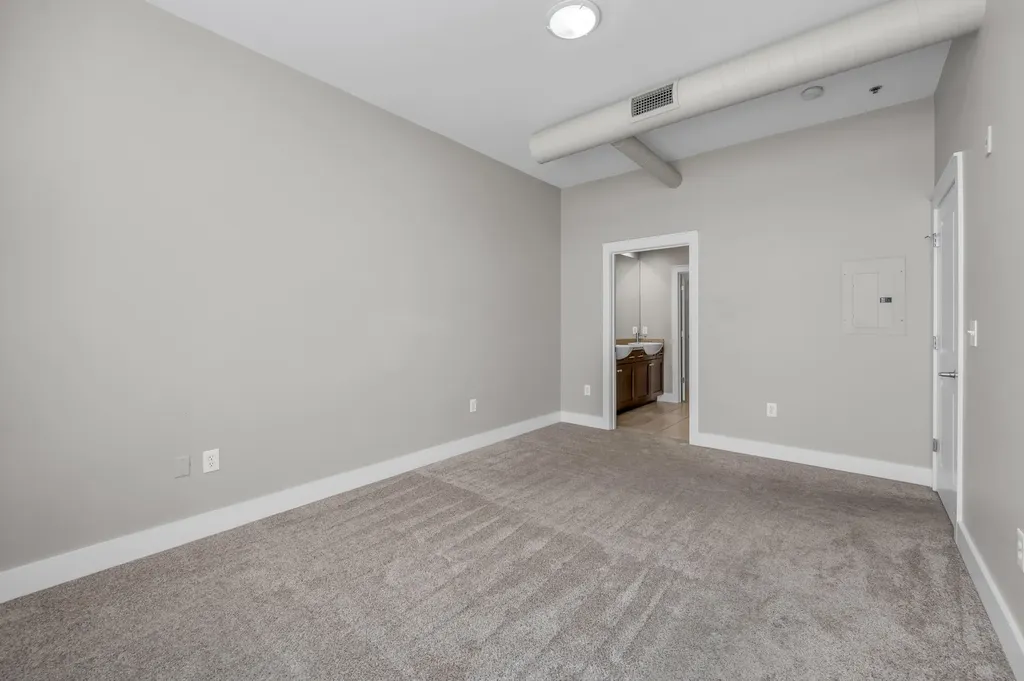 220 Cedar Street Lexington KY 40508