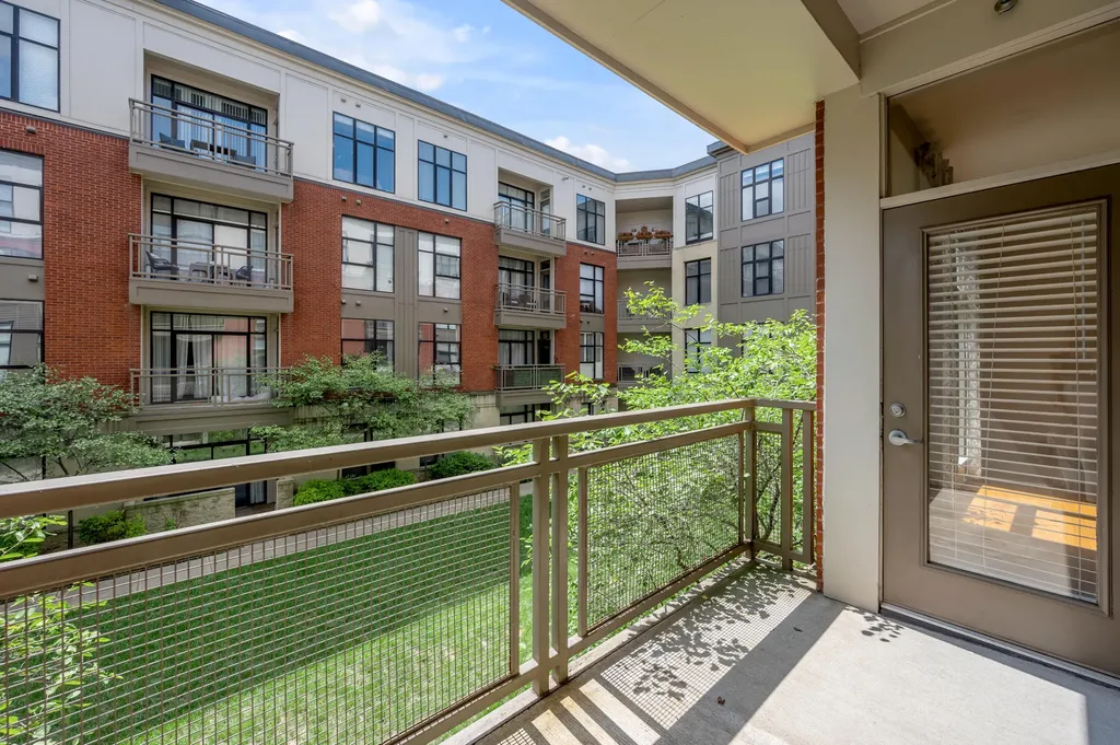 220 Cedar Street Lexington KY 40508