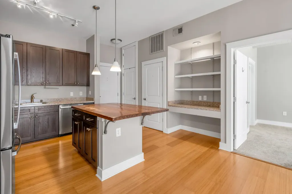 220 Cedar Street Lexington KY 40508
