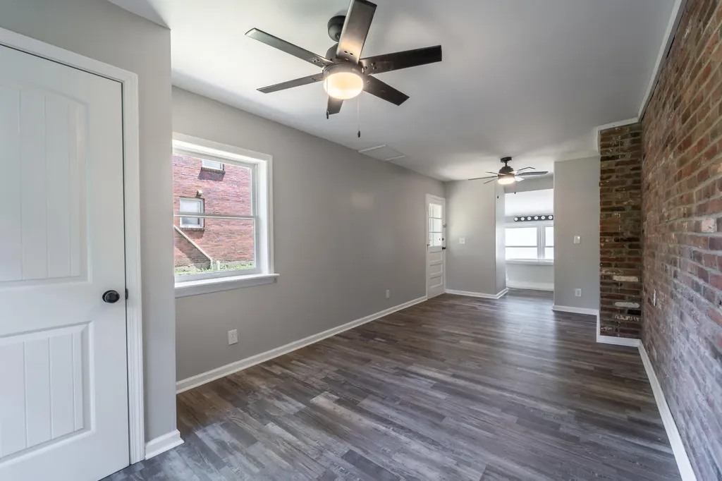 120 Windsor Drive Richmond KY 40475