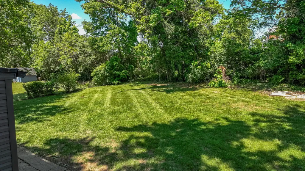 120 Windsor Drive Richmond KY 40475