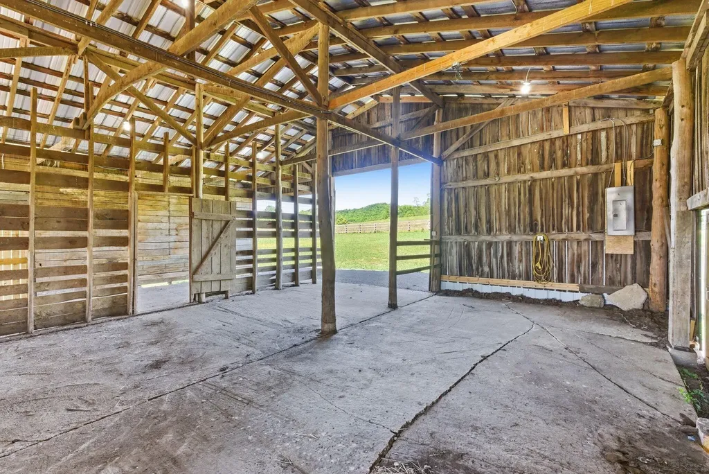 11440 Kentucky 698 Hustonville KY 40437