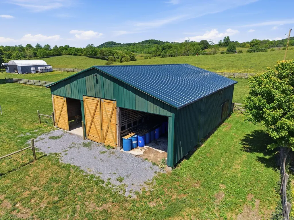 11440 Kentucky 698 Hustonville KY 40437