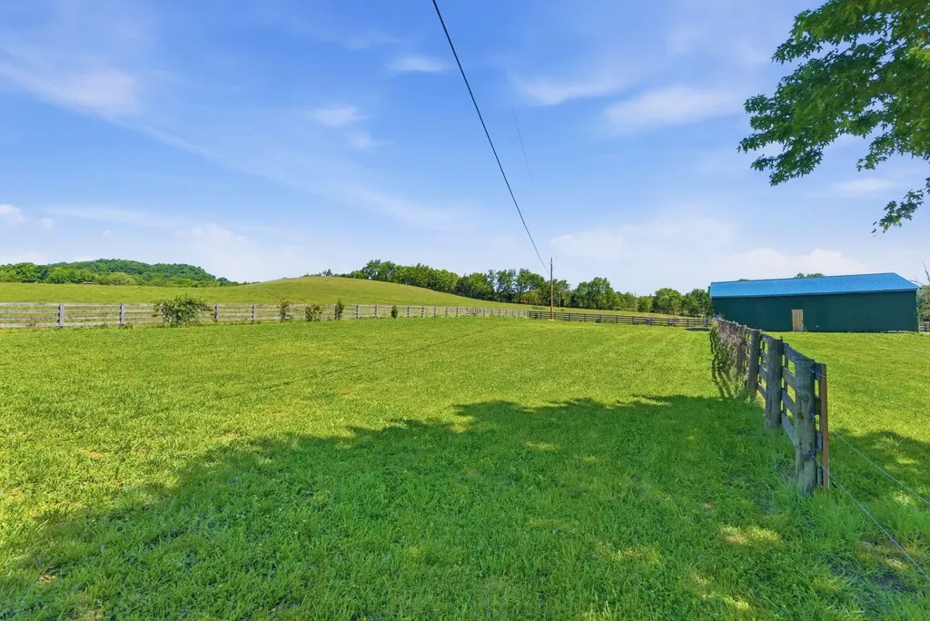 11440 Kentucky 698 Hustonville KY 40437