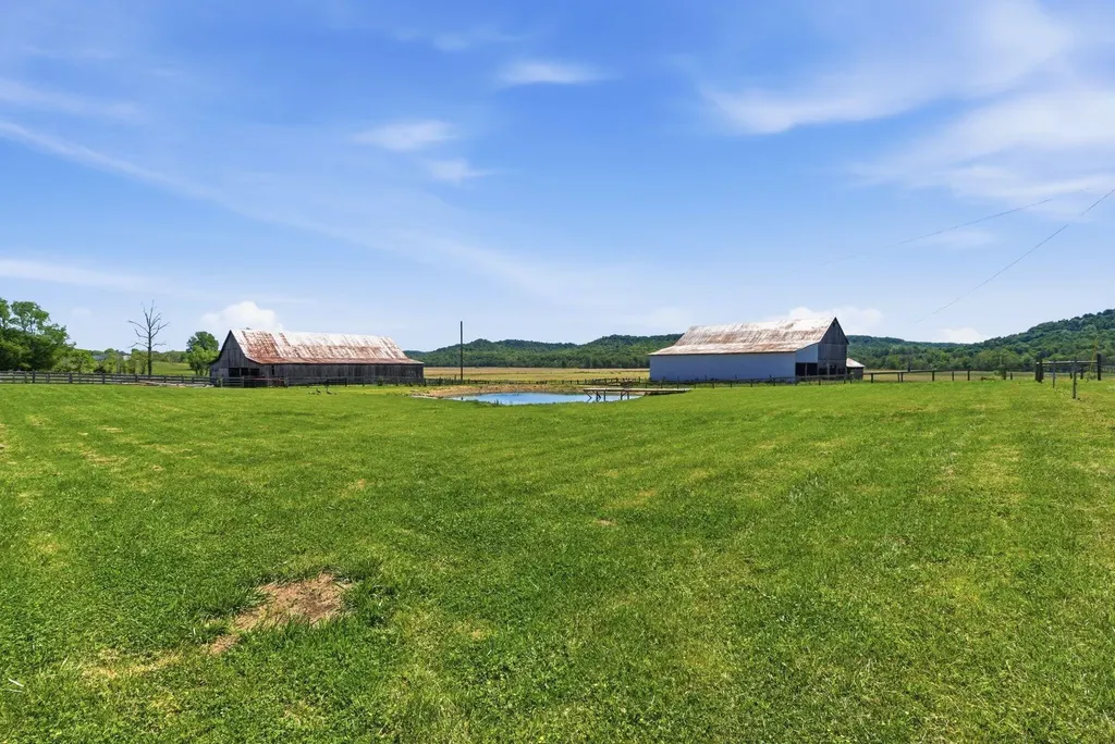11440 Kentucky 698 Hustonville KY 40437