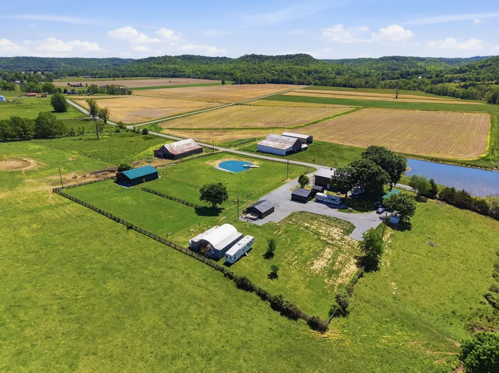 11440 Kentucky 698 Hustonville KY 40437