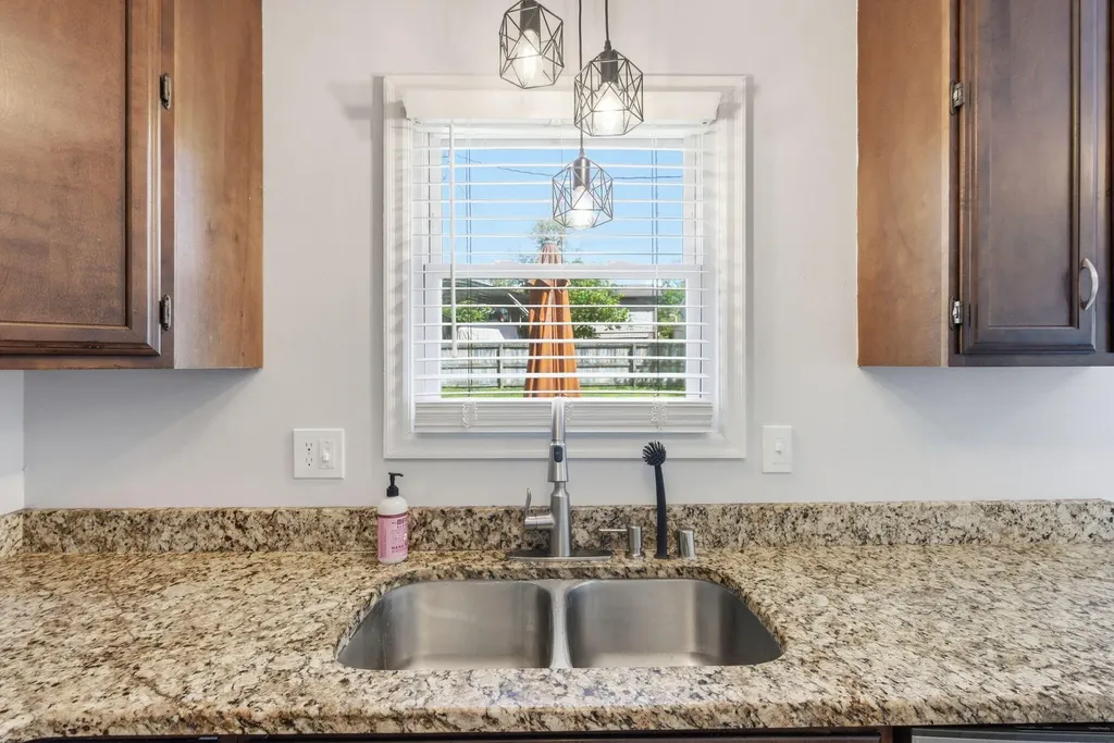 3552 Sundart Drive Lexington KY 40517