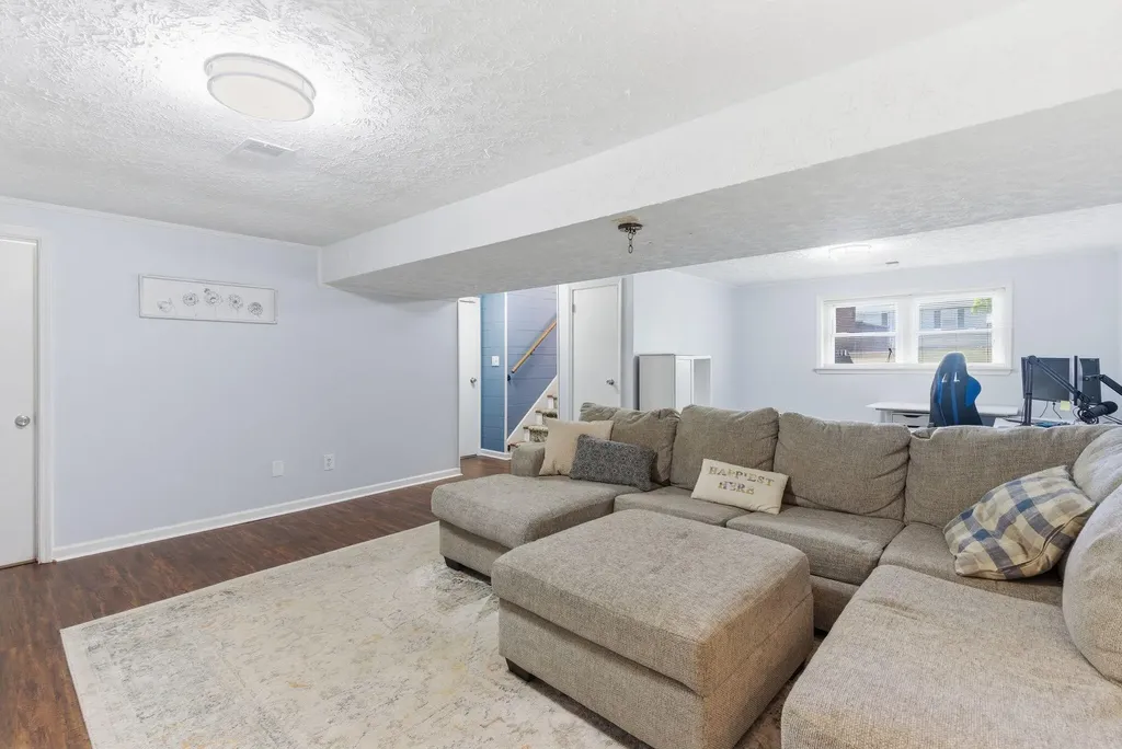 3552 Sundart Drive Lexington KY 40517