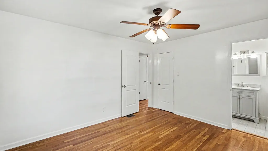 3040 Dartmouth Drive Lexington KY 40517