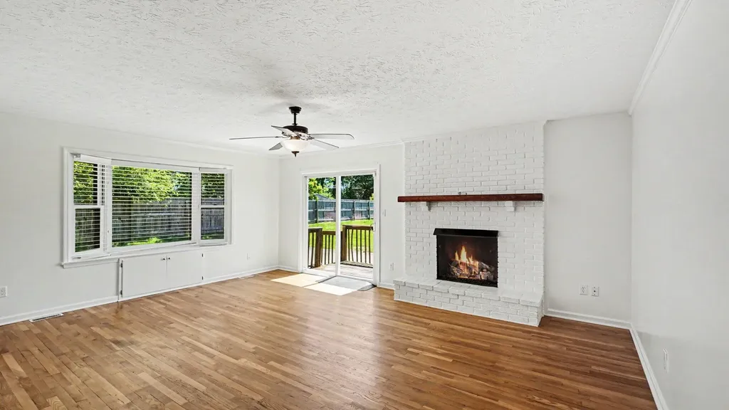 3040 Dartmouth Drive Lexington KY 40517