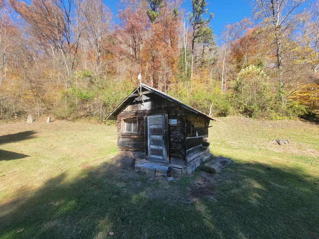 1775 Kingdom Come Creek Road Whitesburg KY 41858