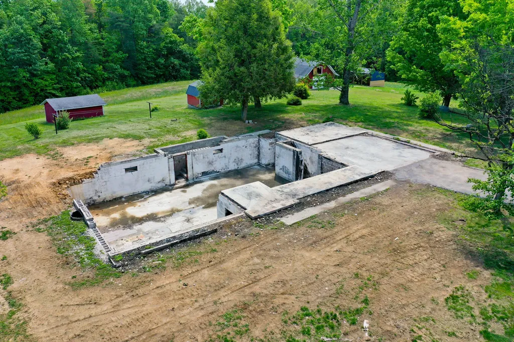 1080 Furnace Junction Road Ravenna KY 40472