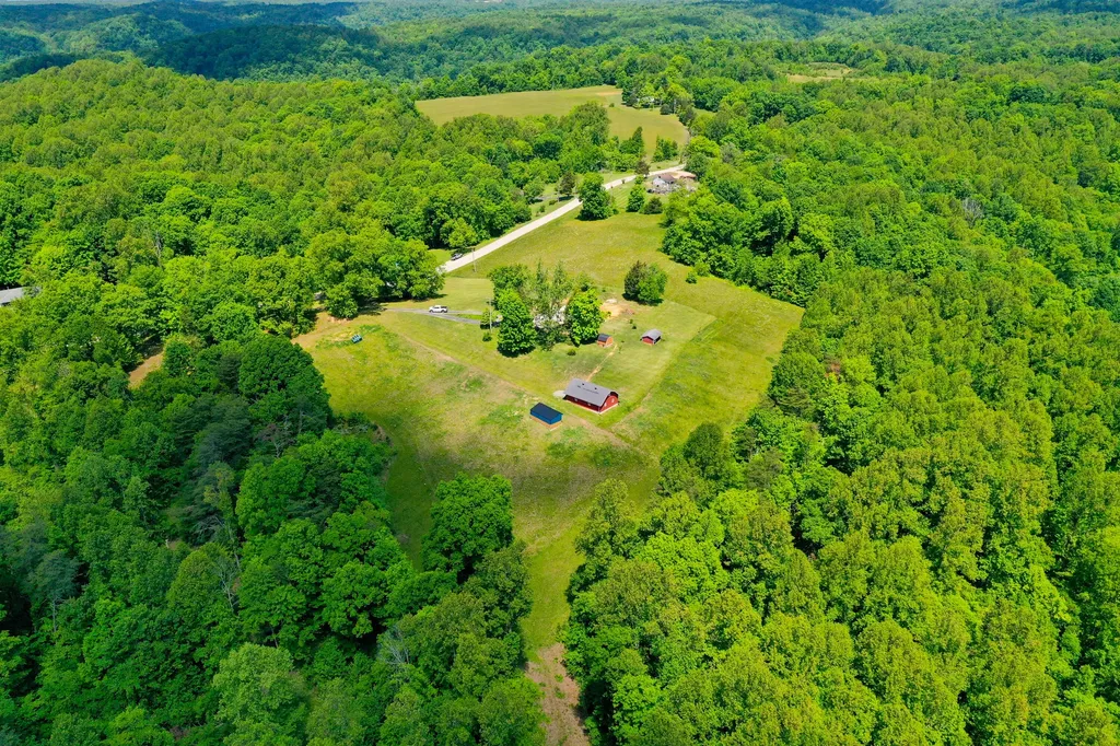 1080 Furnace Junction Road Ravenna KY 40472