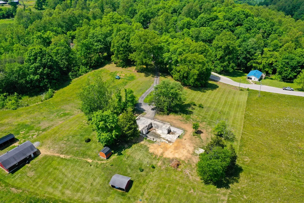 1080 Furnace Junction Road Ravenna KY 40472