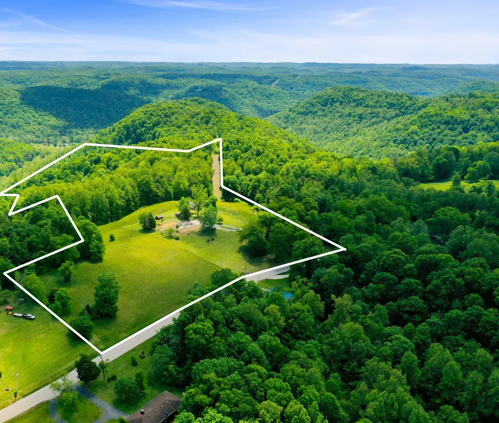 1080 Furnace Junction Road Ravenna KY 40472