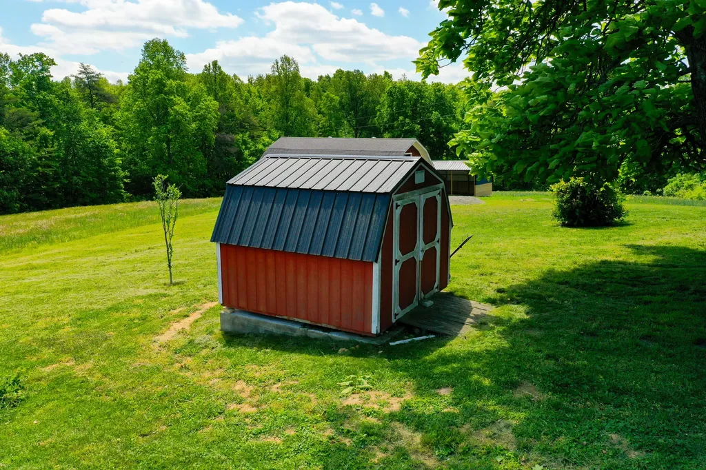 1080 Furnace Junction Road Ravenna KY 40472