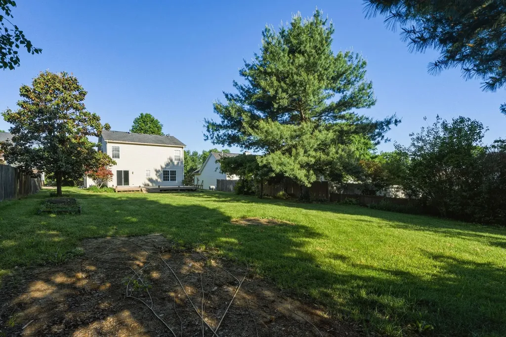 186 Woodfield Circle Shelbyville KY 40065