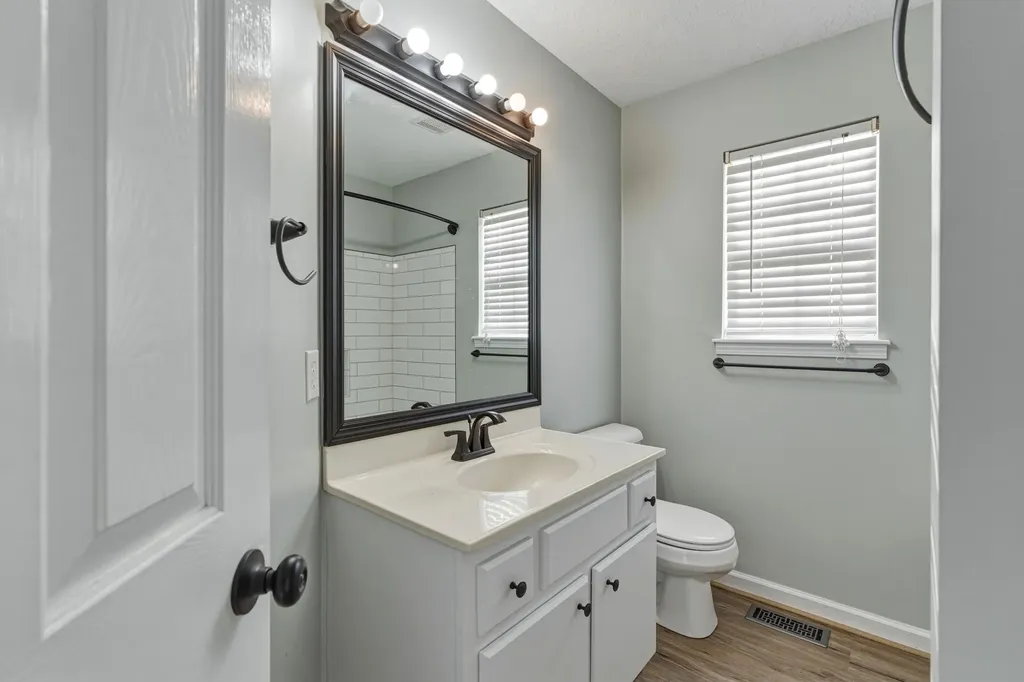 186 Woodfield Circle Shelbyville KY 40065