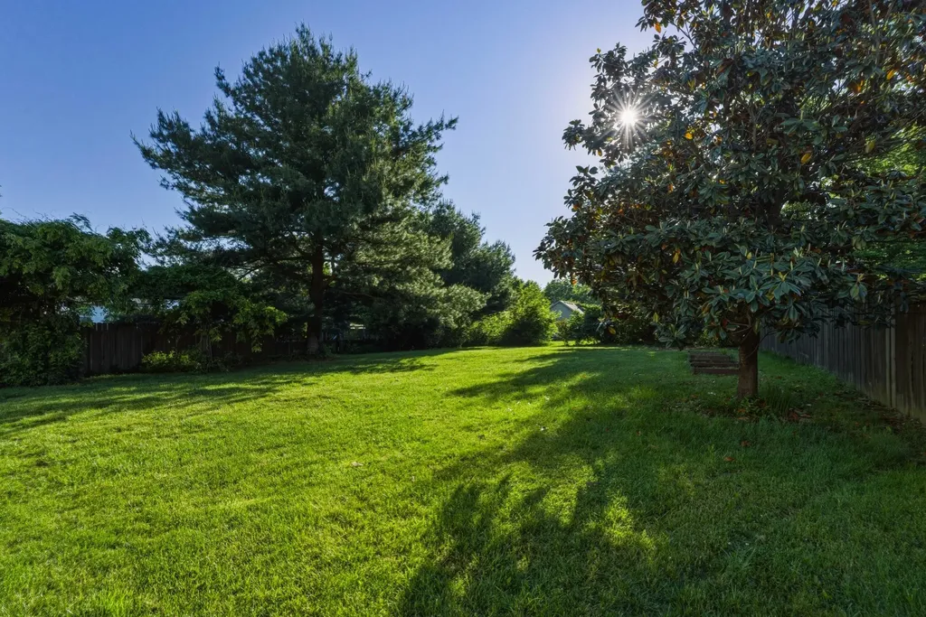 186 Woodfield Circle Shelbyville KY 40065