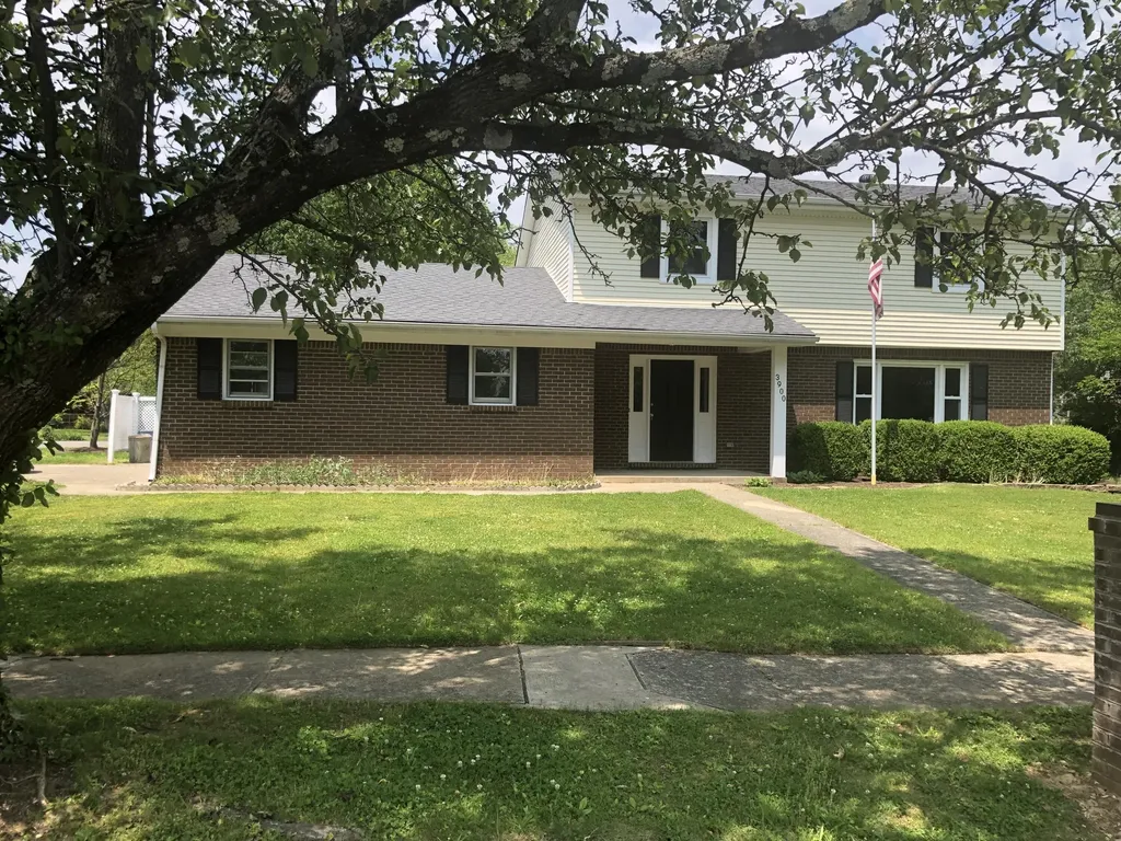 3900 Sundart Drive Lexington KY 40517