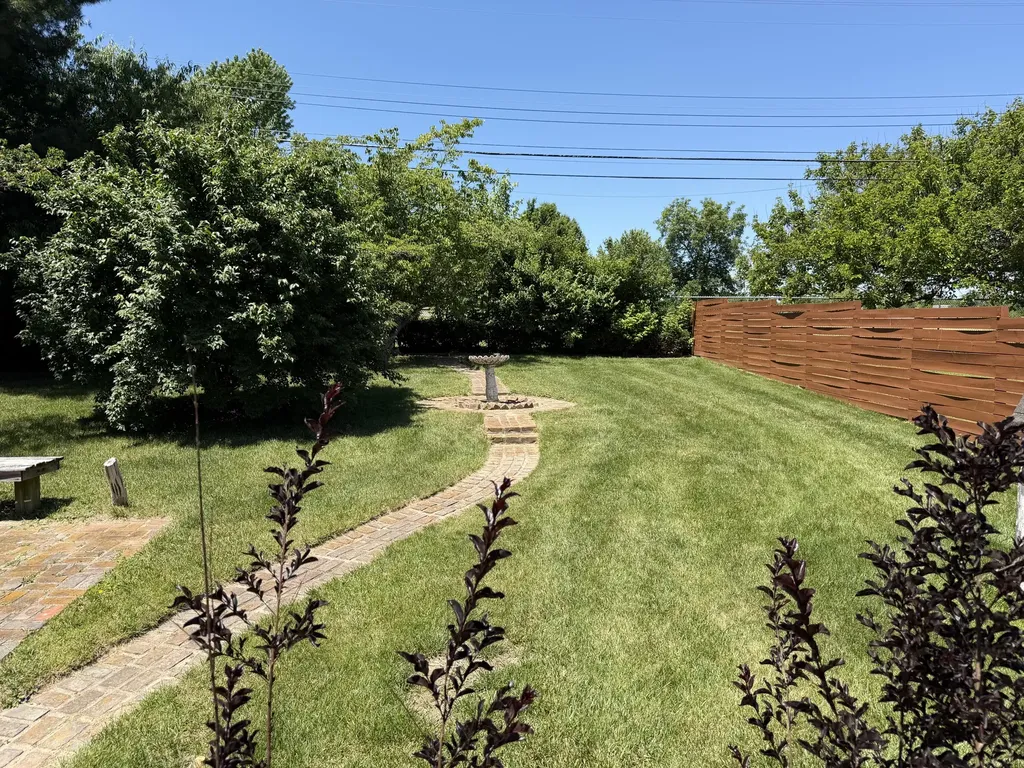 2191 Lansill Road Lexington KY 40504